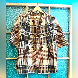 Etro Milano wool, silk & lambskin cape. Size IT42; US 8. Excellent condition.